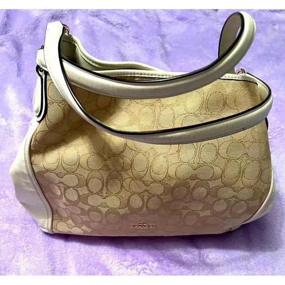 Coach Handbags - Coach bag(rare)